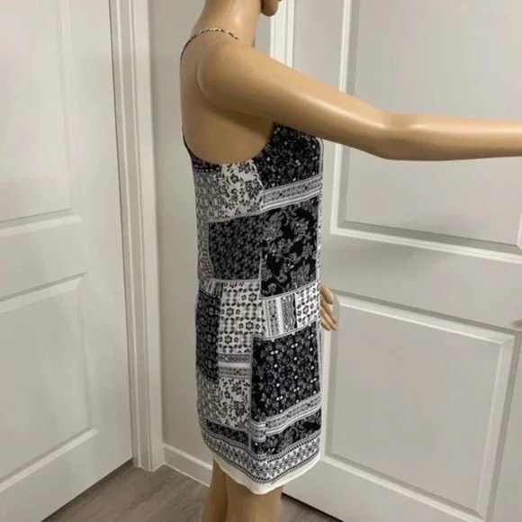 B. Darlin Womens Sleeveless Summer Mini Dress. Black/White. Size 1/2. Cute. - Picture 2 of 6